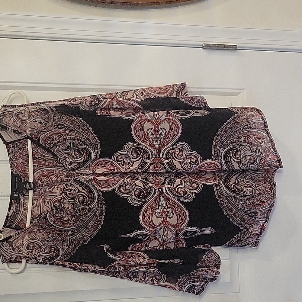 INC International Concepts Sz. M, Off shoulder, 3/4 shoulder sleeved lined top.
